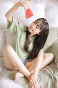 国产一区二区三区四区精华液毛
